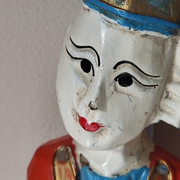 Vintage Carved Wooden Folkart Musician Figure Wall Hanging - Picture 2 of 16